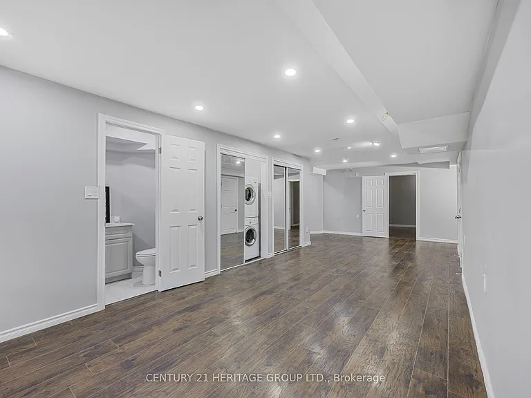 51 Burbank Cir #BASEMENT — Photo 7