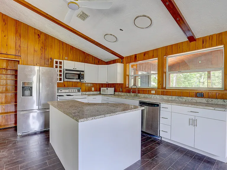 5290 Cyril Dr — Photo 10