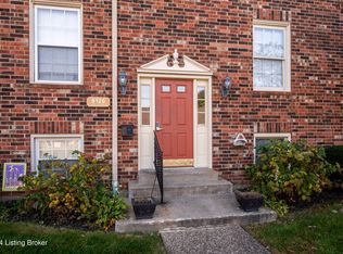 8126 Lake Ter APT G3, Louisville, KY