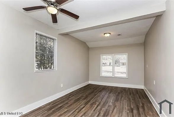 103 Chatham Cir — Photo 13