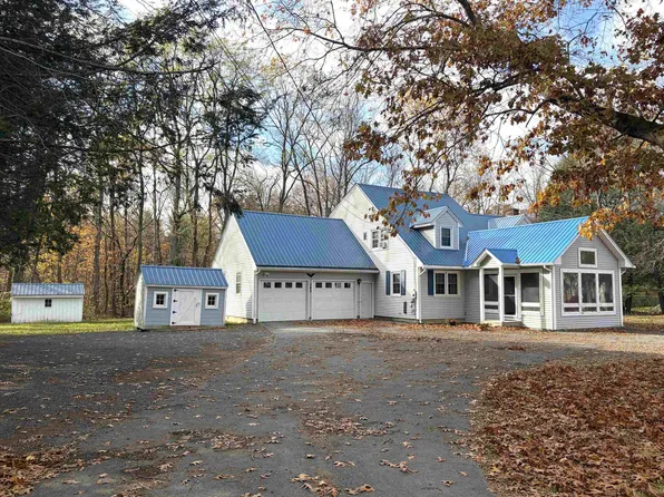 785 Brattleboro Road, Hinsdale, NH 03451