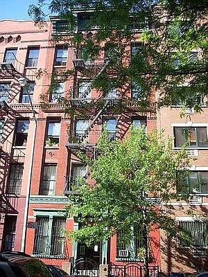 1st image of 607 E 11th St APT 8