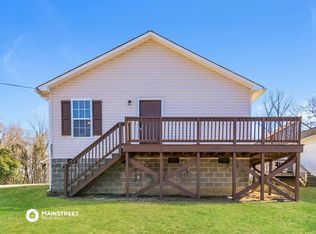 3531 Riverside Dr, Greensboro, NC 27406