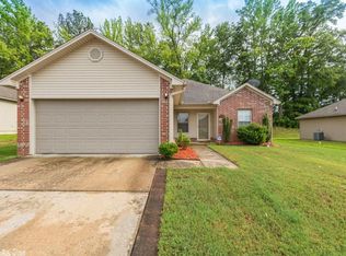 14059 Magnolia Glen Dr, Alexander, AR 72002