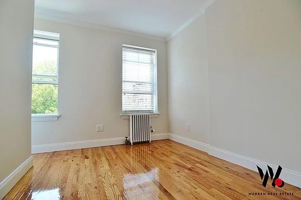 Rented by Warren T Real Estate Corp. | media 15