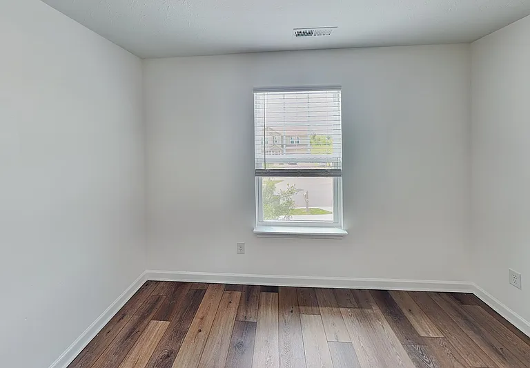 10506 Broadford St — Photo 8