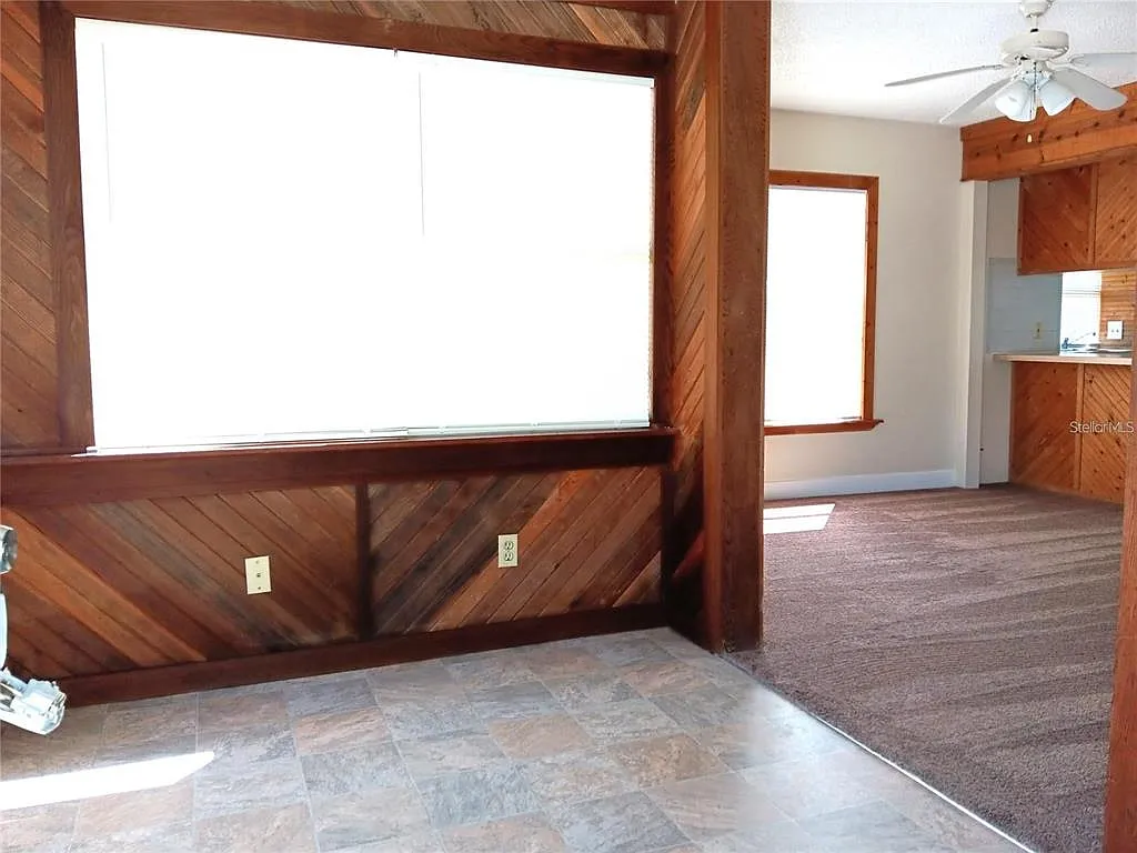 2 bed, 1.0 bath, 884 sqft, $1,750 — Photo 2