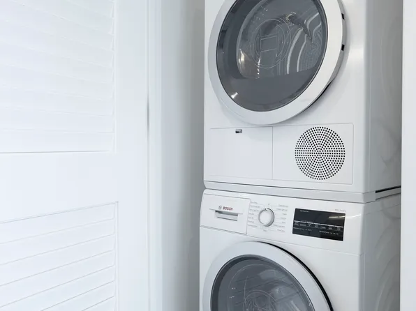 7 West 21st Street image 7 of 7