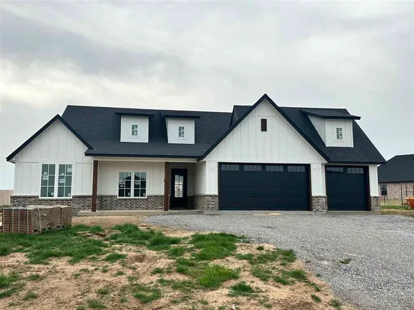 5401 Tadpole Dr, Elgin, OK 73538