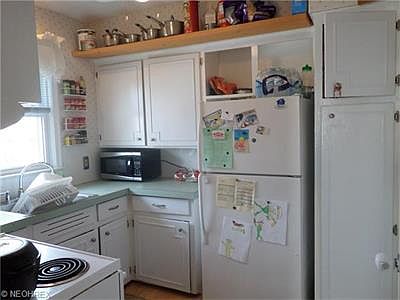 5th image of 2430 Parkview Dr