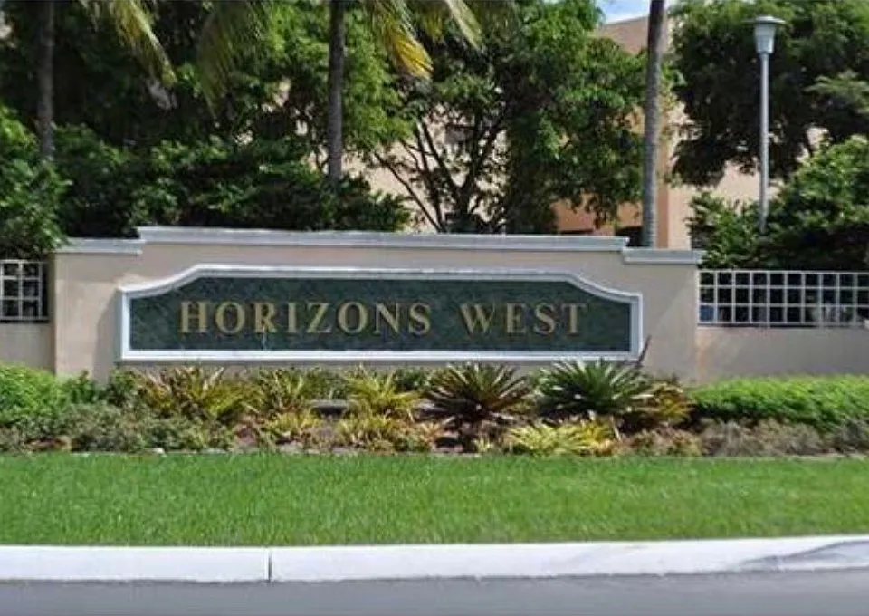 8500 SW 133rd Avenue Rd #421