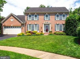 5991 Marilyn Dr, Alexandria, VA 22310