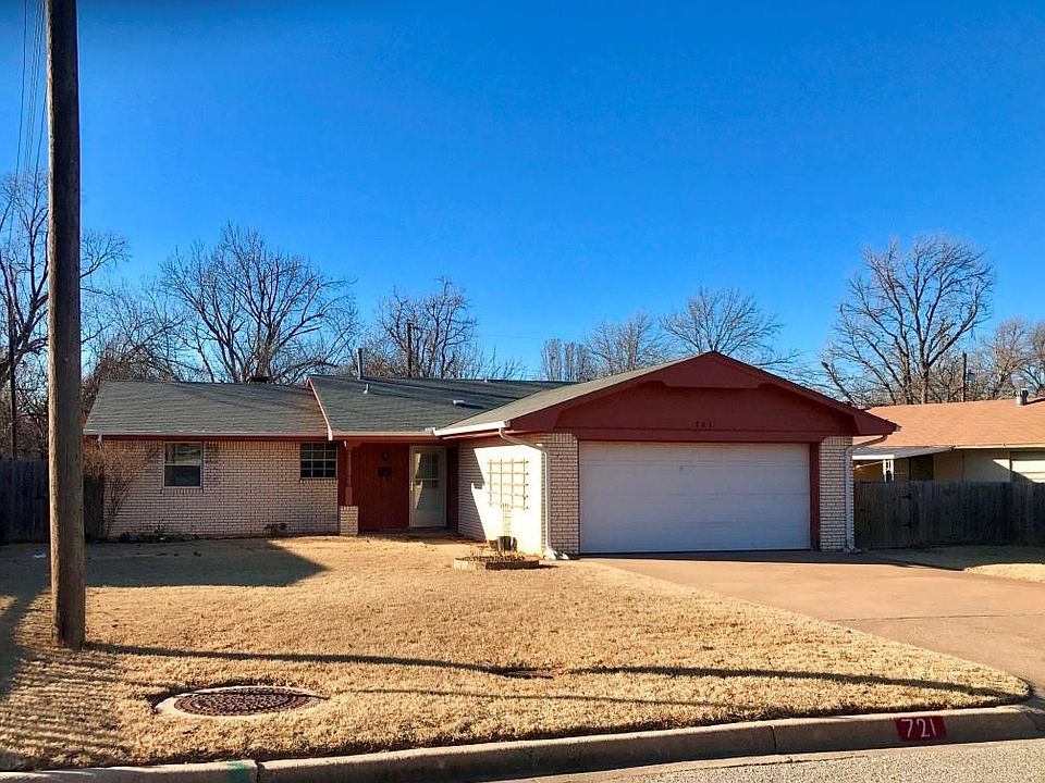 1st image of 721 Woodland Way