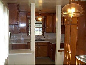 3rd image of 119 84th St
