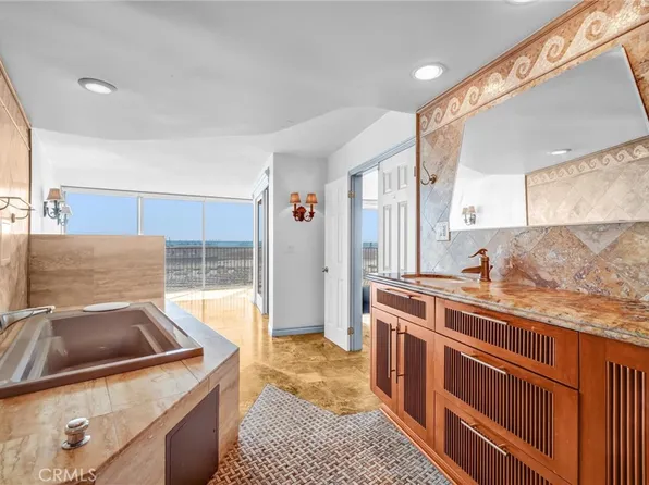 700 E Ocean Blvd Unit 3107, Long Beach, CA 90802