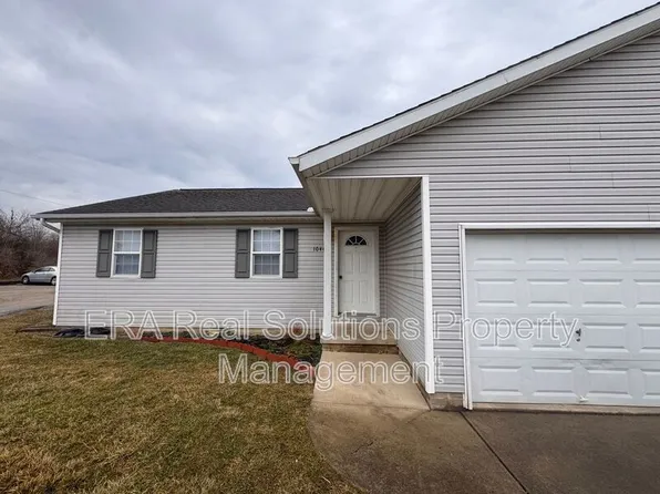 1044 N West St, Hillsboro, OH 45133