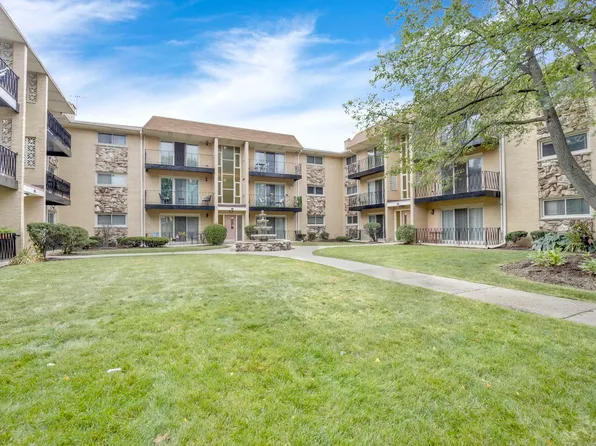 6869 N Northwest Hwy APT 2F, Chicago, IL 60631