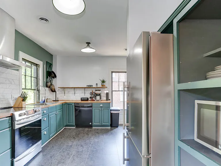 1700 Claremont Ave #2 — Photo 35