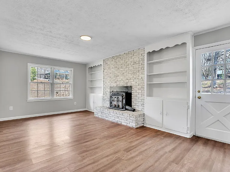 107 River Road Cir — Photo 5