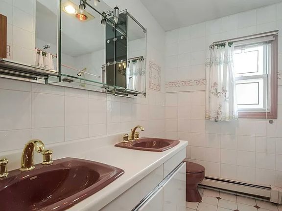 5th image of 8266 261st St