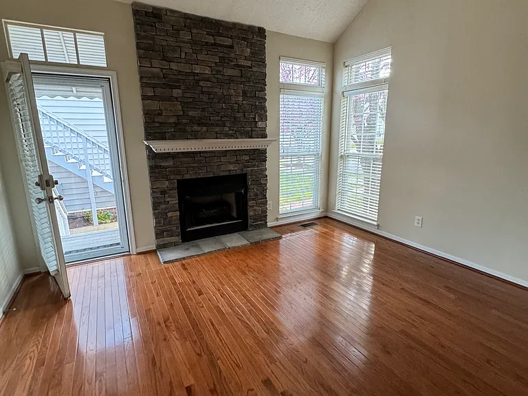 7740 Porter House Dr — Photo 7