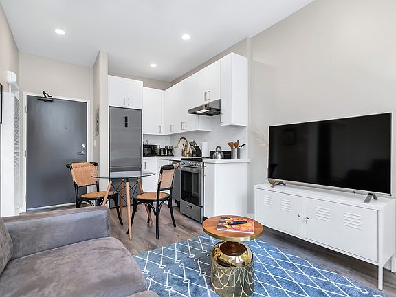 5th image of 520 Grant Ave #1L