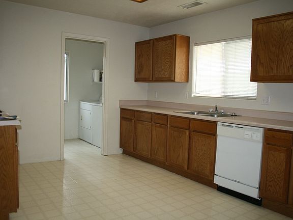 Large Kitchen