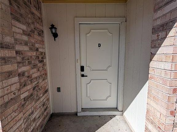 2nd image of 3608 Jay Ct #D