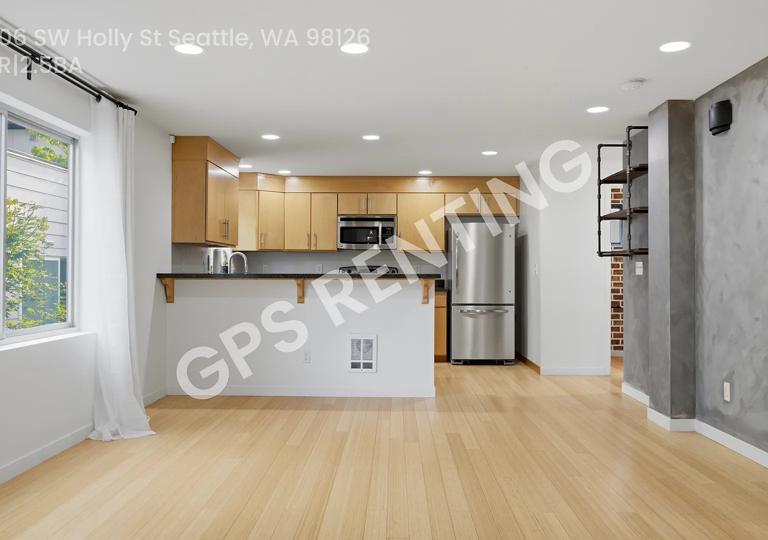 Beautiful 3 Bed, 2.5 Bath Home! — Photo 4