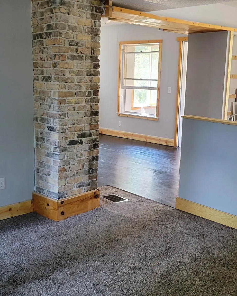 5 bed, 2000 sqft, $2,850 — Photo 4