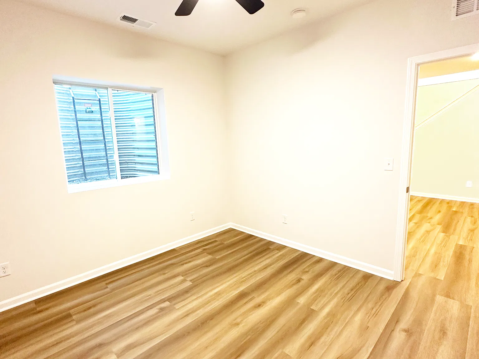 2602 Winthrop Ave — Photo 4