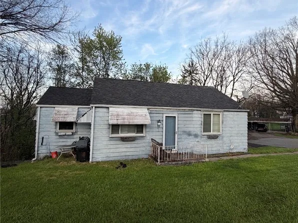 2200 Orchard Hill Rd, Finleyville, PA 15332