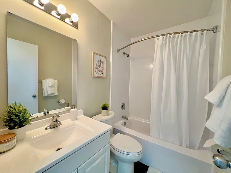 99 Dow Dr — Photo 16