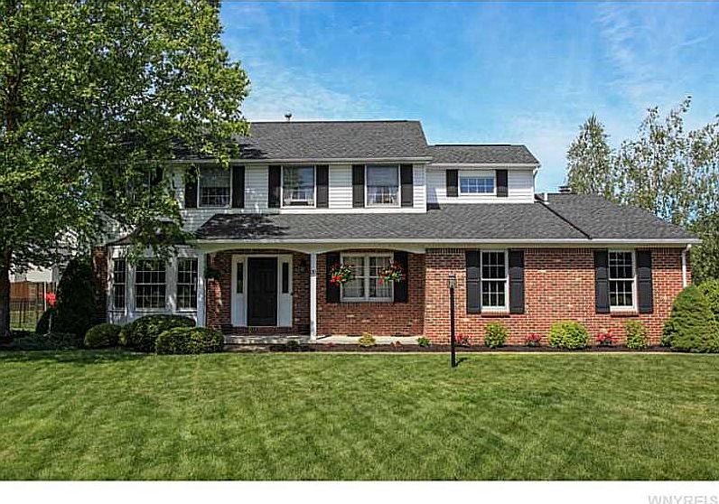 1st image of 20 Ashwood Ln