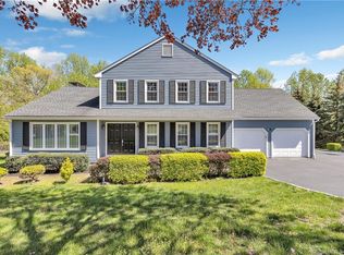 2085 Cutspring Rd, Stratford, CT 06614