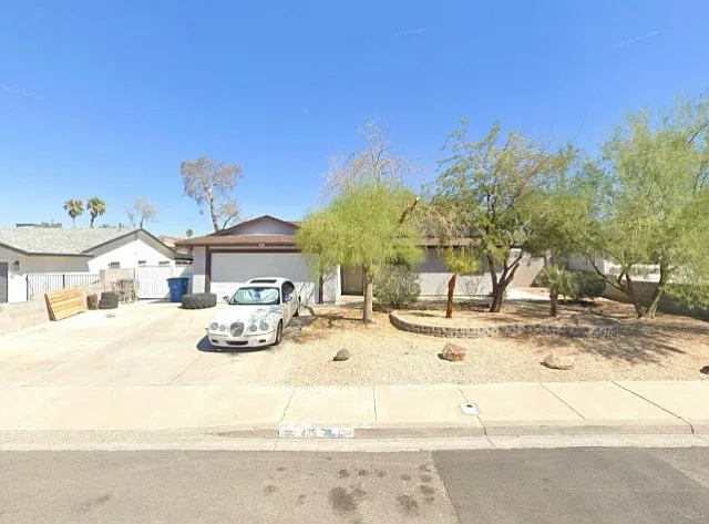 3 bed, 1148 sqft, $1,865 — Photo 1