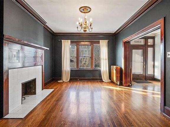 3rd image of 3307 Halliday Ave #1