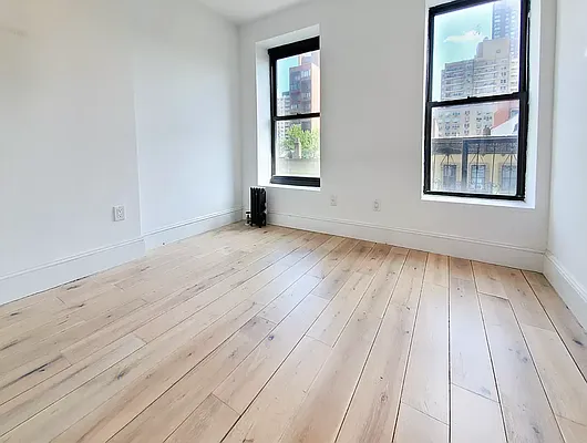 Rented by Brighton Management | media 10