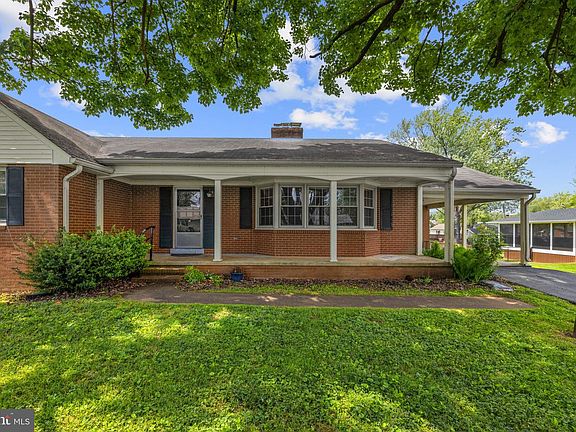 2nd image of 312 Norfolk Dr