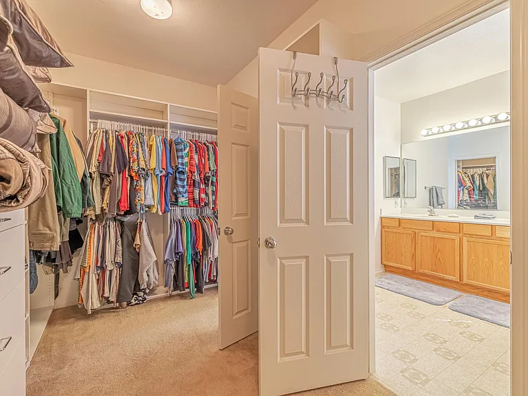 5549 Las Brisas Ter — Photo 30