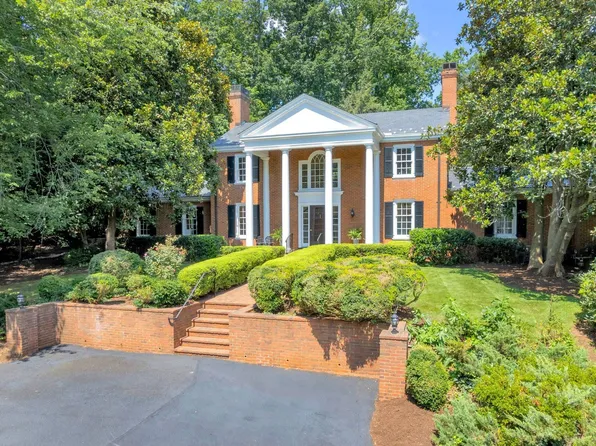 440 Oak Cir, Charlottesville, VA 22901