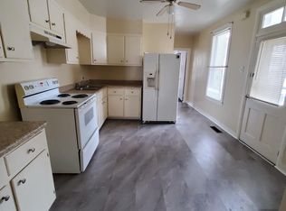 300 N 4th St APT 1, Wrightsville, PA 17368