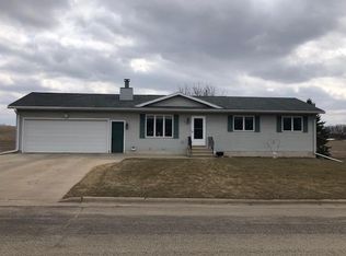 217 W Adams St, Caledonia, MN 55921