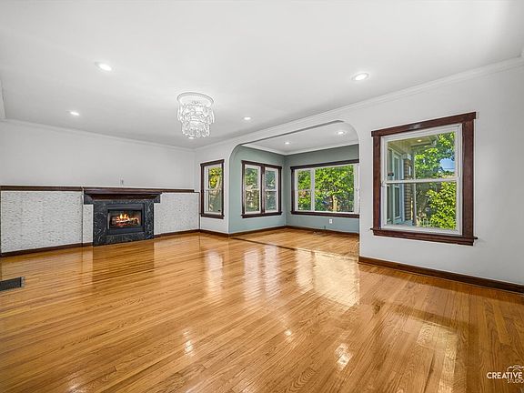 4th image of 4952 N Central Park Ave