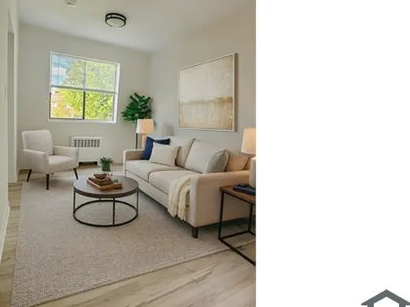 4725 1st St SW APT 301, Washington, DC 20032