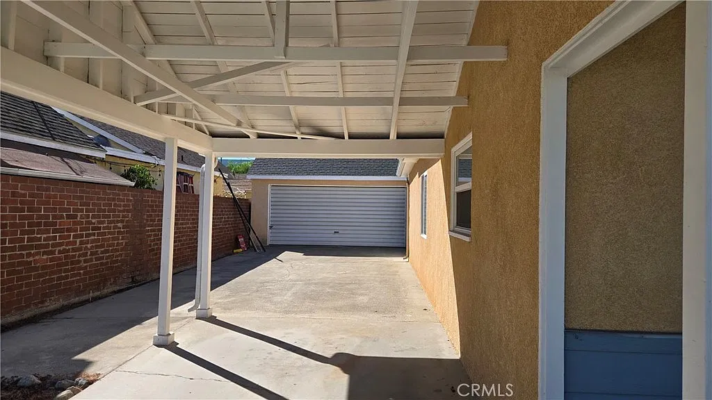 3 bed, 1.5 bath, 1200 sqft, $3,500 — Photo 3