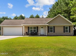 461 Springhill Rd, Maysville, NC 28555