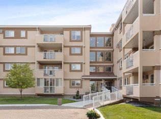 22 W Park Meadows Dr SE #412, Medicine Hat, AB T1B 4E8