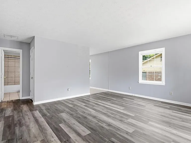432 Charleston Ln #432 — Photo 6