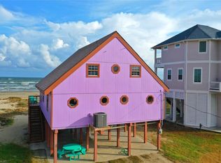 22821 Gulf Dr, Galveston, TX 77554